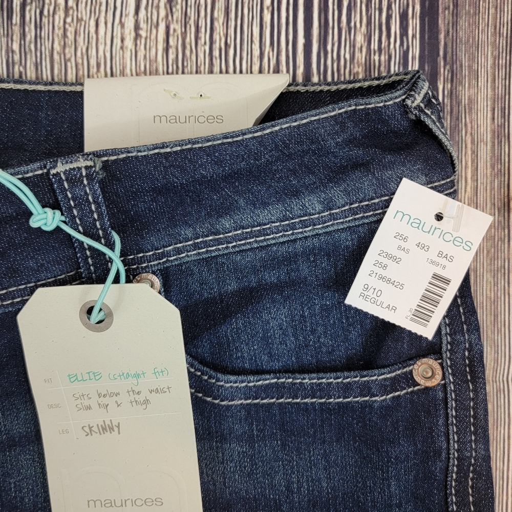 Maurices NWT Ellie Straight Fit Skinny Leg Jeans - Picture 4 of 10